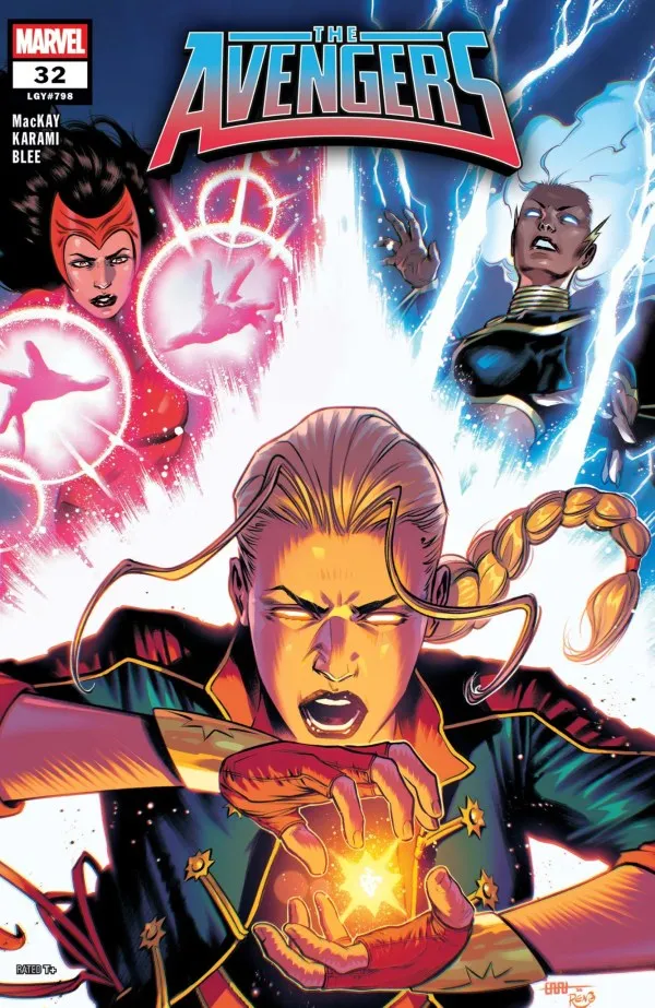 Cover of Avengers #32 (798)