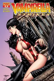 Cover of Vampirella Strikes #4